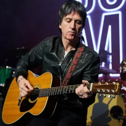 M-6 Johnny Marr